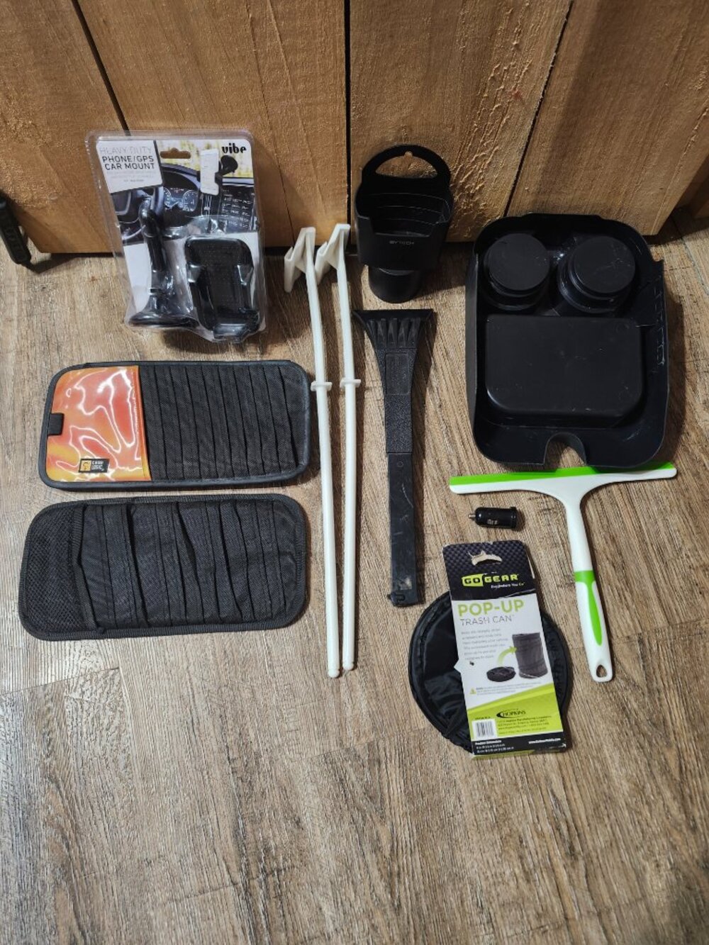 Car accesseries/ items listed in description